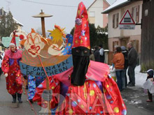 Le Bayass, figure emblmatique, ouvrait le carnaval.