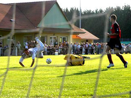 Le foot amateur est  l'honneur du ct de Mothern dans le Bas-Rhin et  Riquewihr pour les Haut-rhinois en ce mois de juillet.