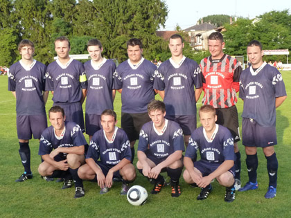 L'quipe fanion du FC Mothern le 27 juillet dernier lors du Festifoot 2012.