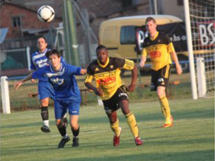 AS Pierrots Vauban Strasbourg - SV Linx, deuxime et dernier match de la premire journe du Festifoot 2013. // Photo Frdric Gomez